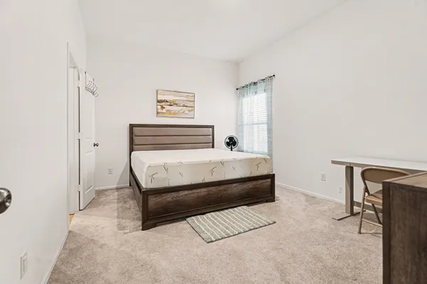 $2,800 | 9502 Brookside Point Drive, Baytown, TX 77521