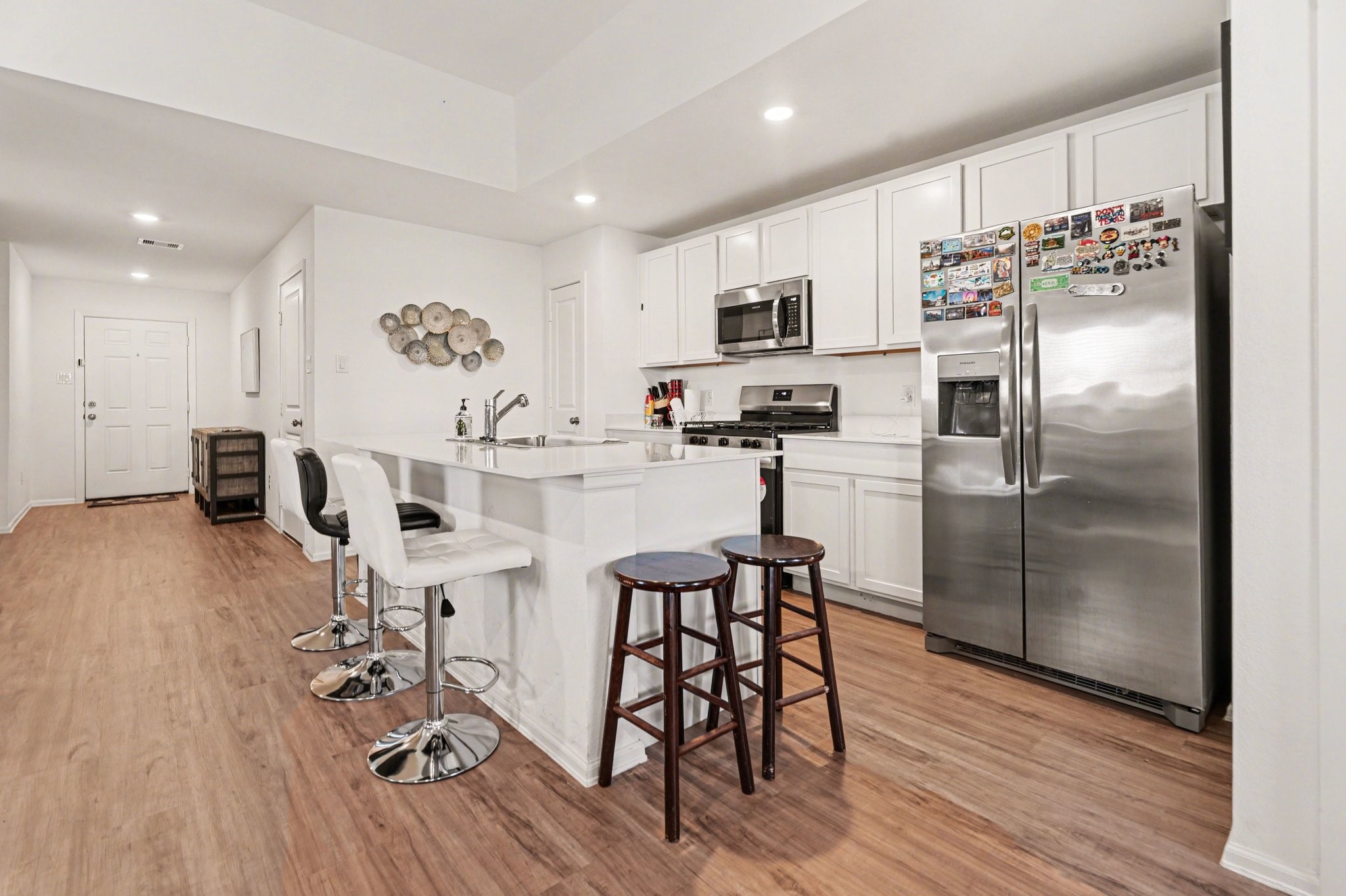 9502 Brookside Point Drive Baytown, TX 77521 - Photo 8 of 29 Kitchen