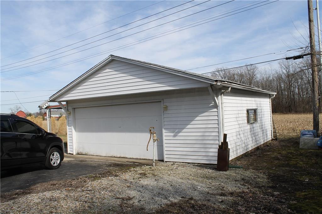 5427 Hickory Road Indianapolis, IN 46239 - Photo 9 of 10 Gallery Image 9