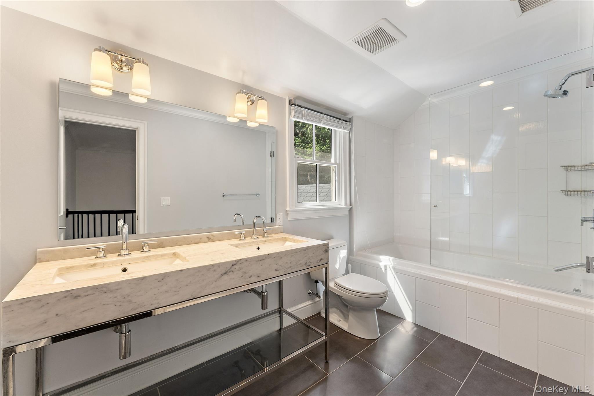 57 Tisdale Road Scarsdale, NY 10583 - Photo 19 of 29 Hall bath