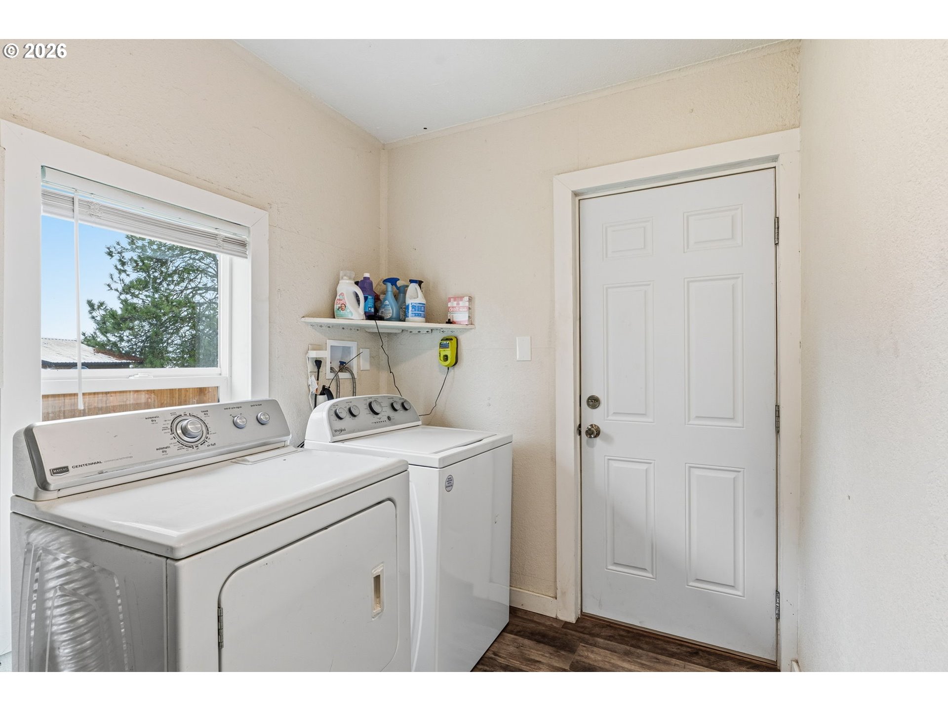 228 Holcomb Spur Road Kelso, WA 98626 - Photo 12 of 23 a utility room with closet dryer and washer