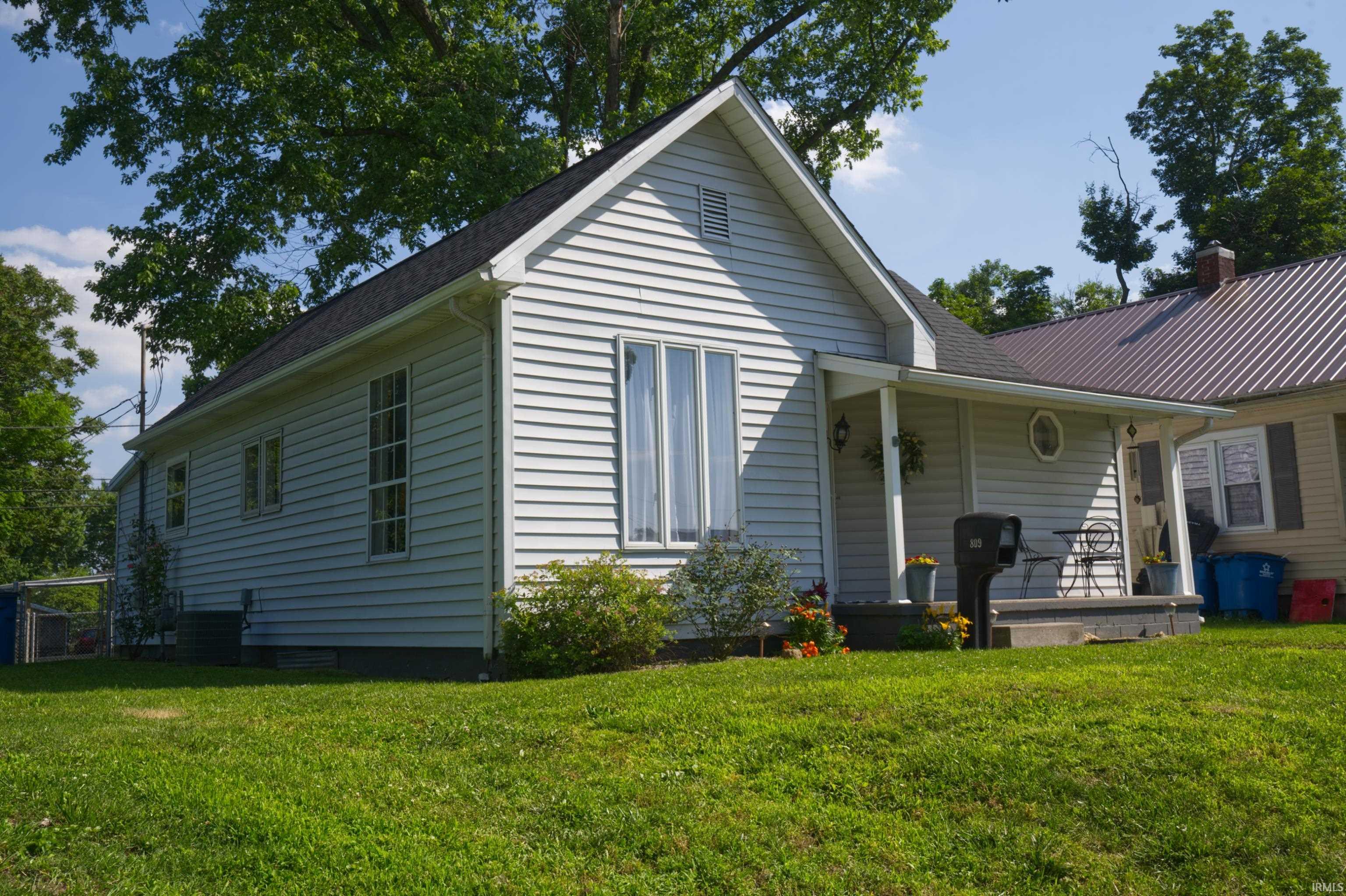 809 North 13th Street Vincennes, IN 47591 - Photo 4 of 21