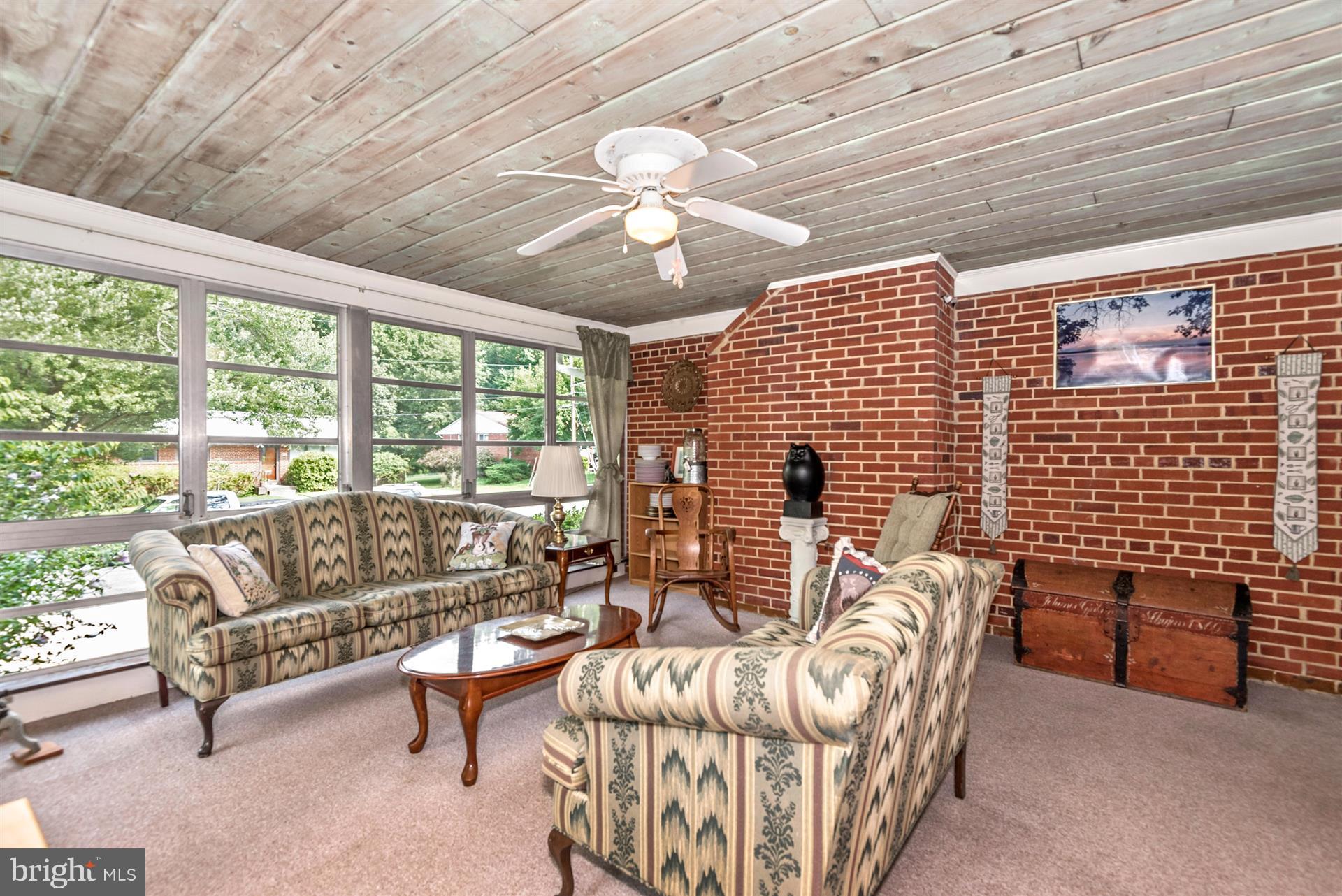 1500 Ladd Street Silver Spring, MD 20902 - Photo 11 of 29 Florida/Sunroom