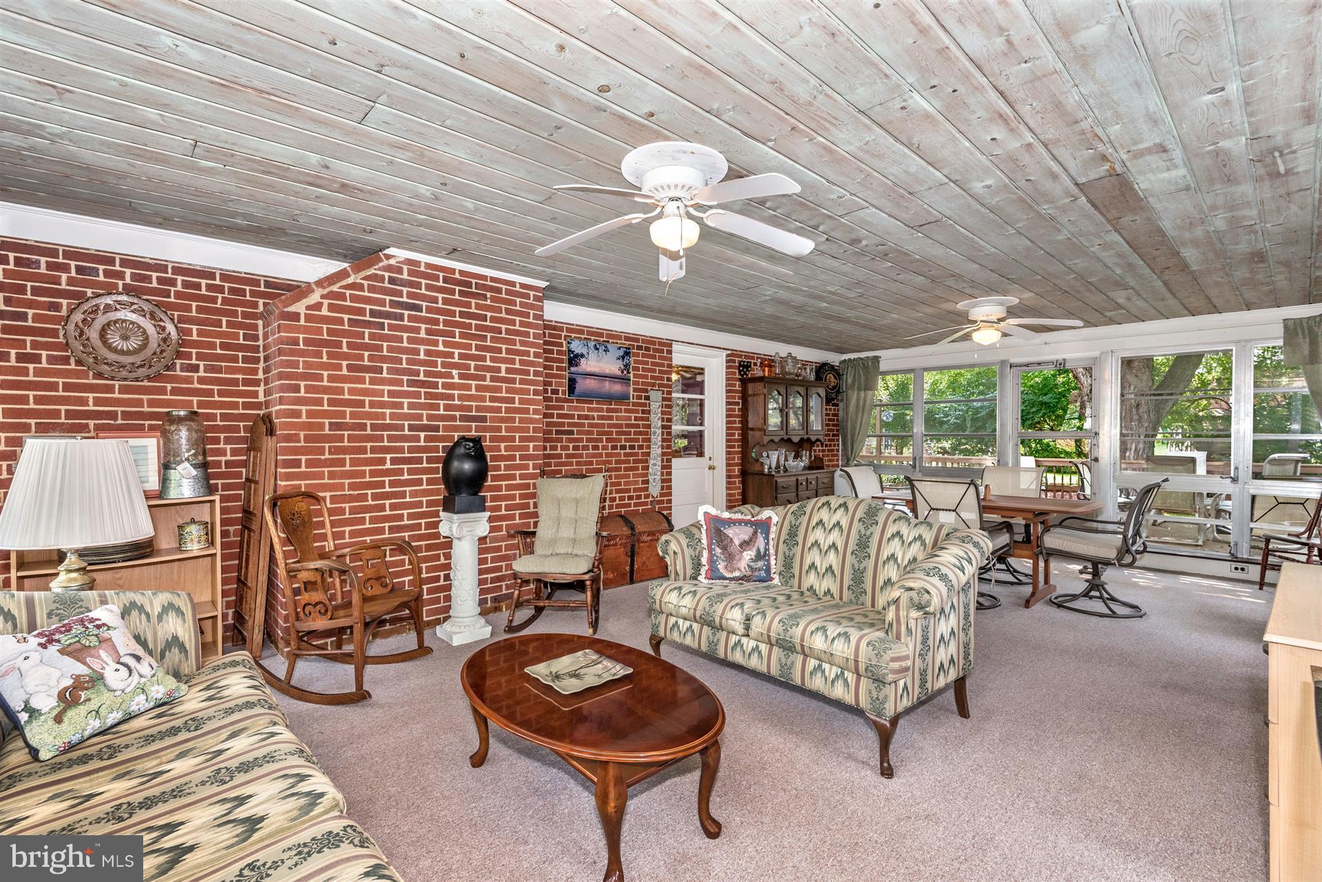 1500 Ladd Street Silver Spring, MD 20902 - Photo 10 of 29 Florida/Sunroom
