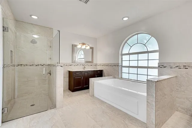 $735,000 | 5743 Northwest 100th Way, Coral Springs, FL 33076