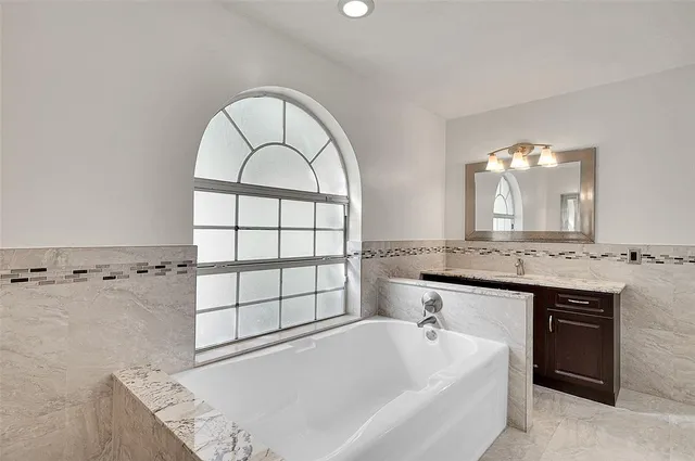 $735,000 | 5743 Northwest 100th Way, Coral Springs, FL 33076