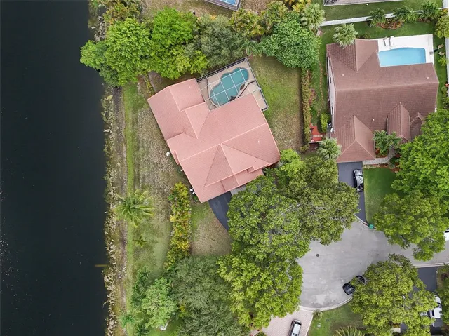 $735,000 | 5743 Northwest 100th Way, Coral Springs, FL 33076