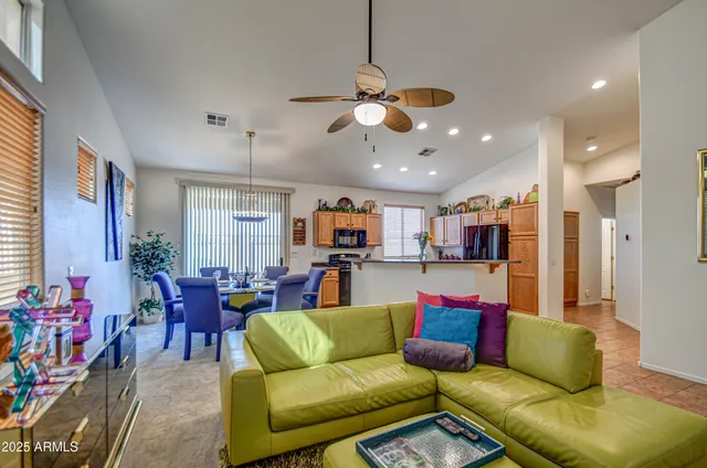 $2,600 | 3928 East Minton Street, Phoenix, AZ 85042