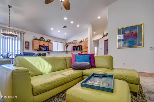 $2,600 | 3928 East Minton Street, Phoenix, AZ 85042