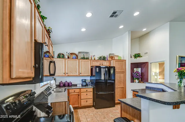 $2,600 | 3928 East Minton Street, Phoenix, AZ 85042