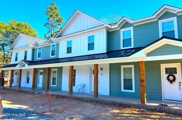 $1,650 | 209 Bonnie Brook Road, Unit 2, Aberdeen, NC 28315