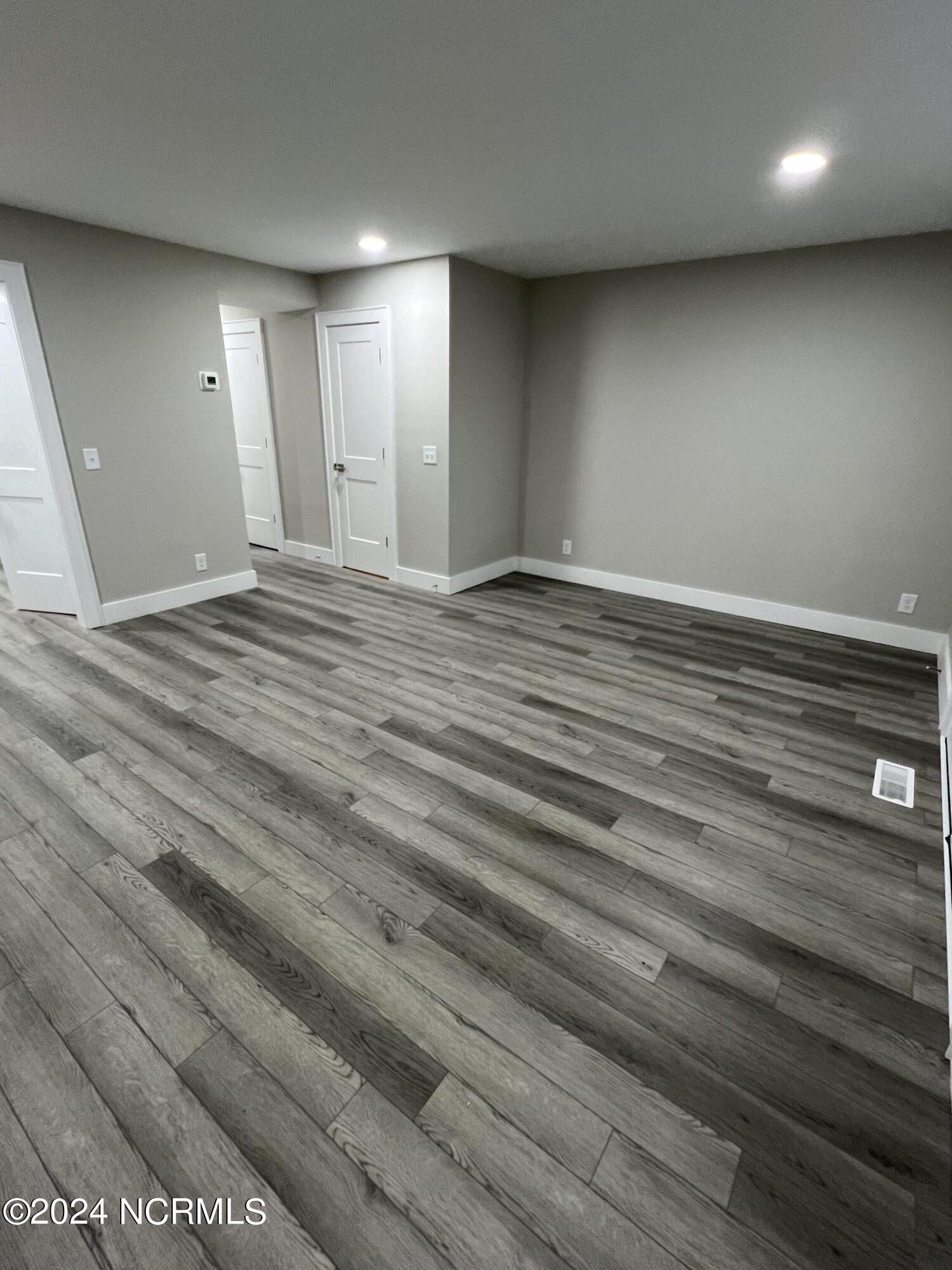 209 Bonnie Brook Road, Unit 2 Aberdeen, NC 28315 - Photo 7 of 12 Living room