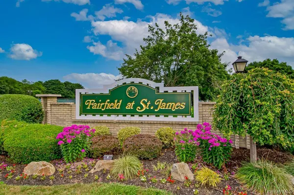 $419,000 | 209 Cabot Court South, St. James, NY 11780