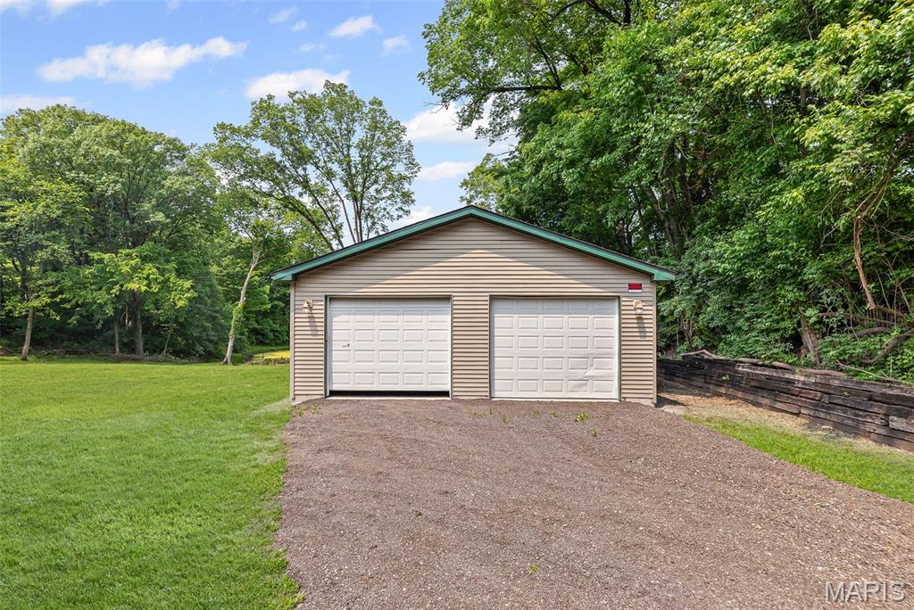 13 Edding Lane Fairview Heights, IL 62208 - Photo 36 of 45