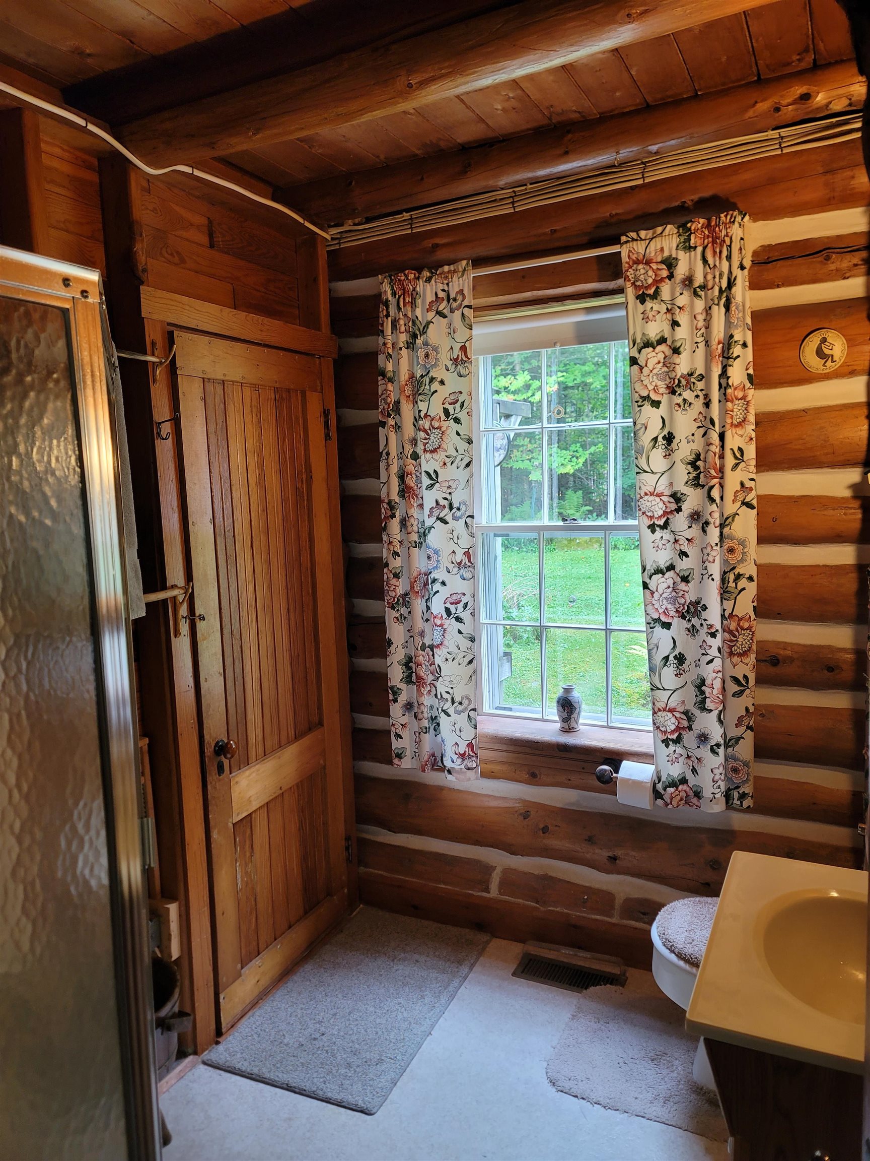 611 Highway 16 Dummer, NH 03588 - Photo 17 of 40