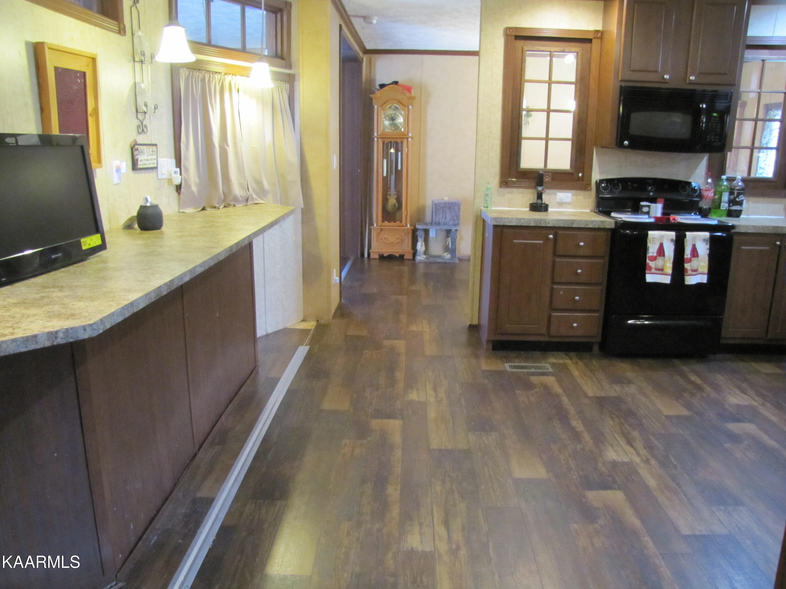 1741 Hubbard Road Loudon, TN 37774 - Photo 17 of 33 IMG_9806