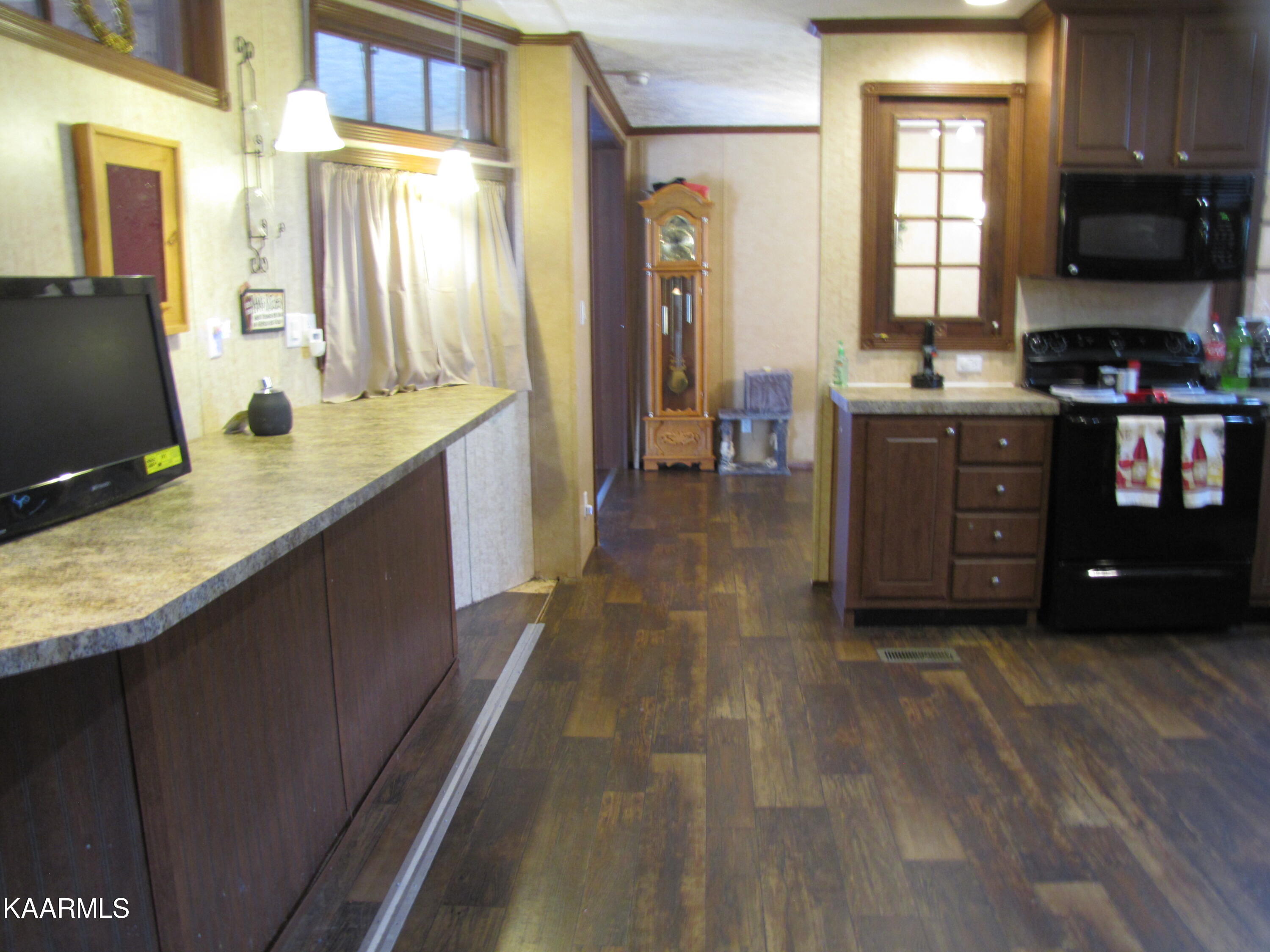1741 Hubbard Road Loudon, TN 37774 - Photo 18 of 33 IMG_9807