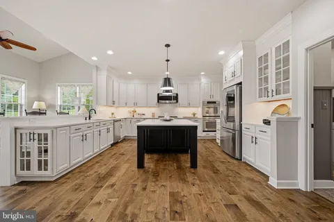 $1,375,000 | 14899 Michele Drive, Glenelg, MD 21737