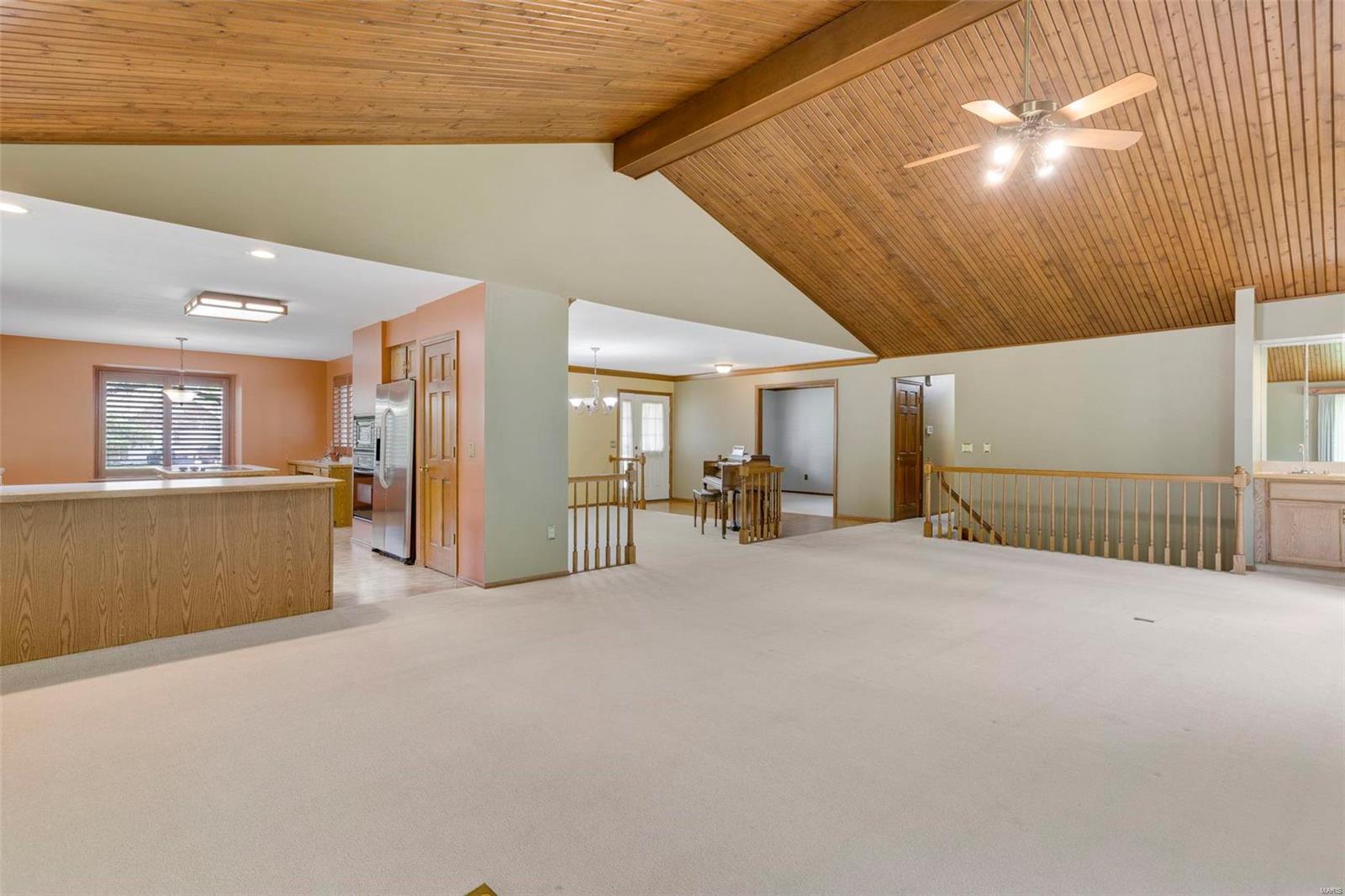 1827 York Ridge Court Chesterfield, MO 63017 - Photo 8 of 53 Gallery Image 8