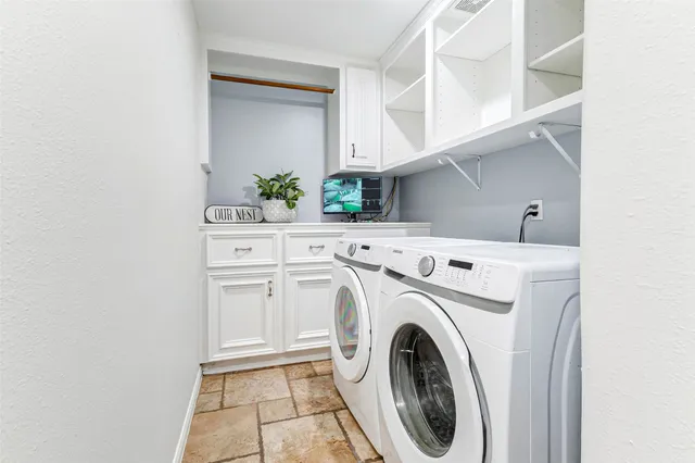 $379,900 | 402 Avenue H, South Houston, TX 77587