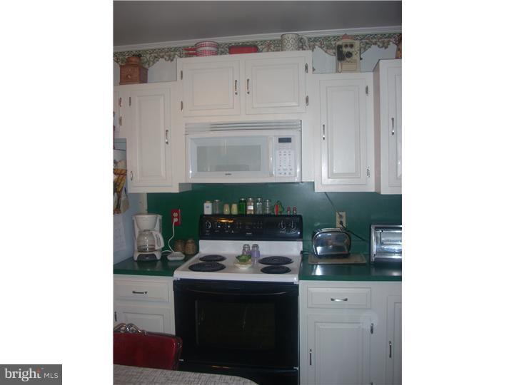 3532 Ridgeway Street Reading, PA 19605 - Photo 4 of 19 Kitchen