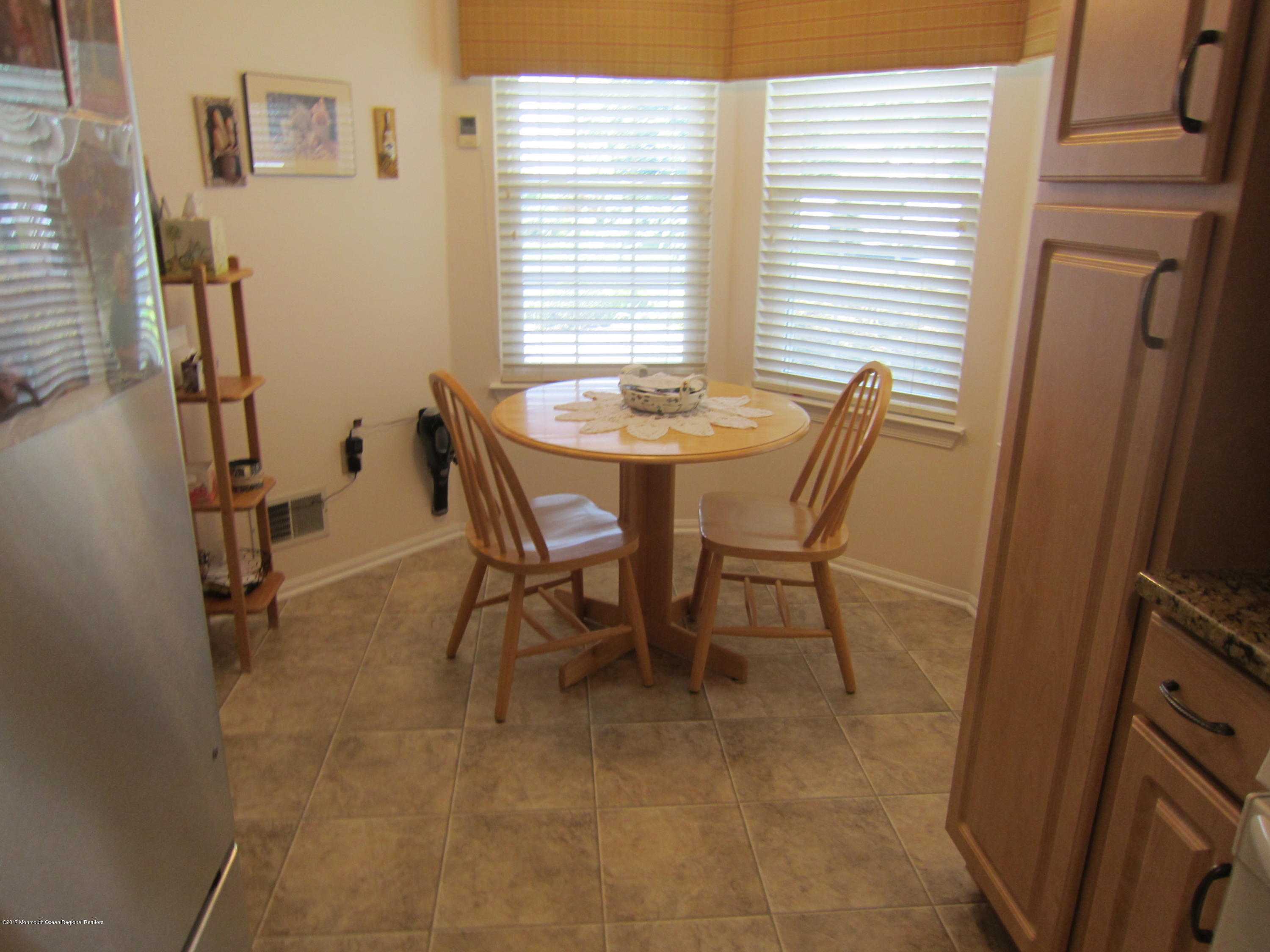51 Perri Road Freehold, NJ 07728 - Photo 4 of 12 IMG_1428