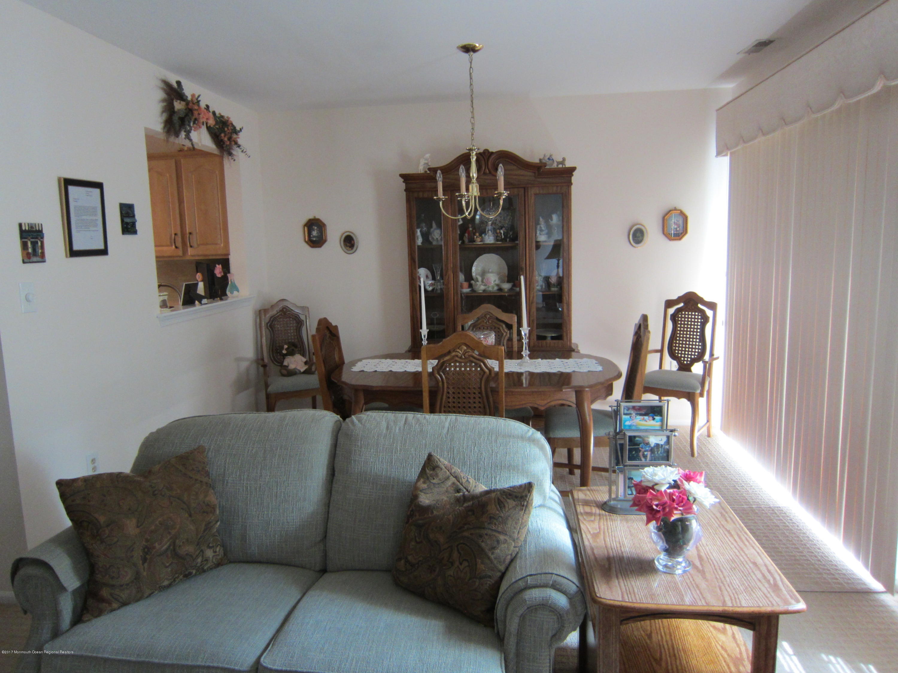 51 Perri Road Freehold, NJ 07728 - Photo 5 of 12 IMG_1424