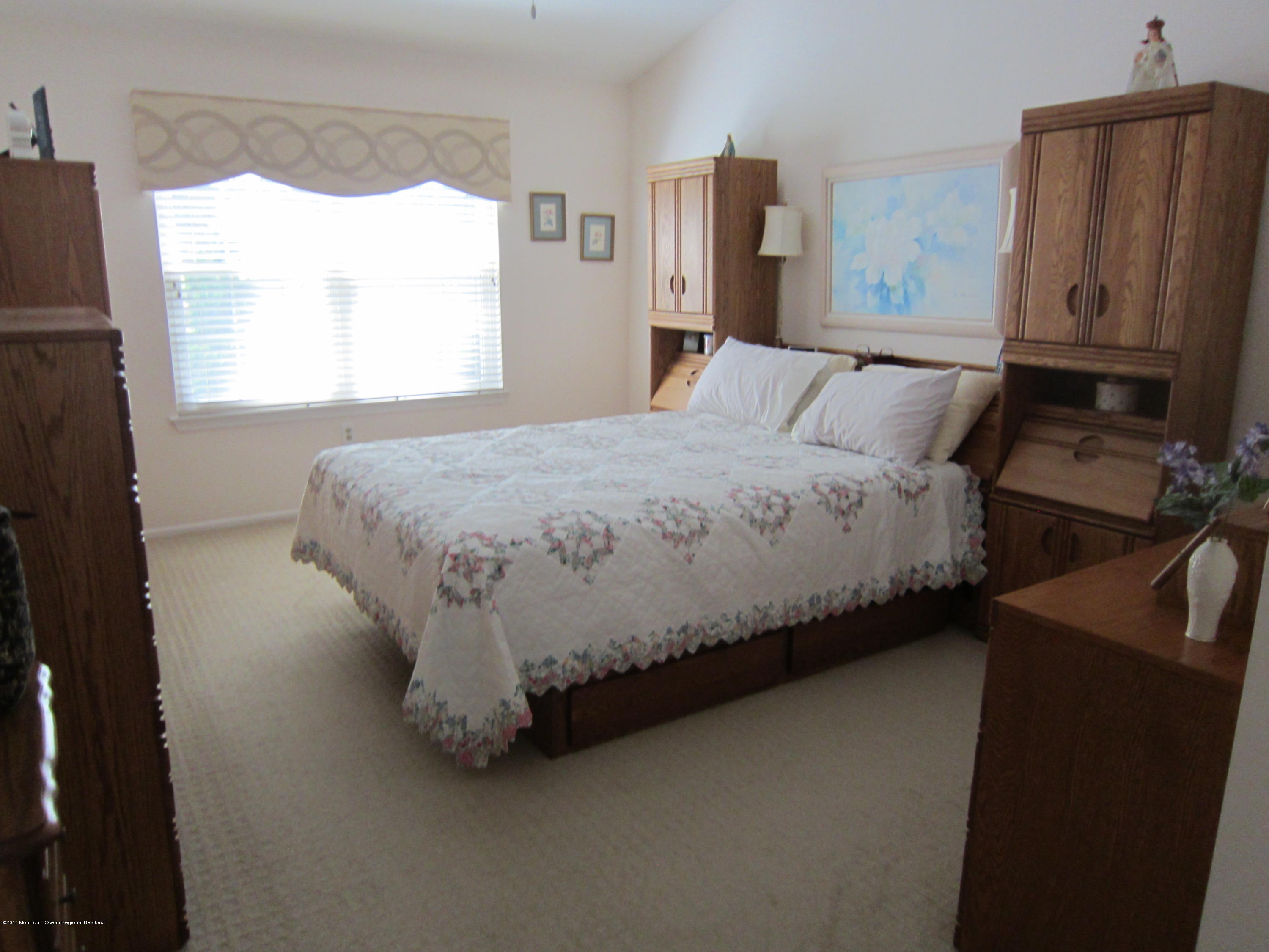 51 Perri Road Freehold, NJ 07728 - Photo 7 of 12 IMG_1433