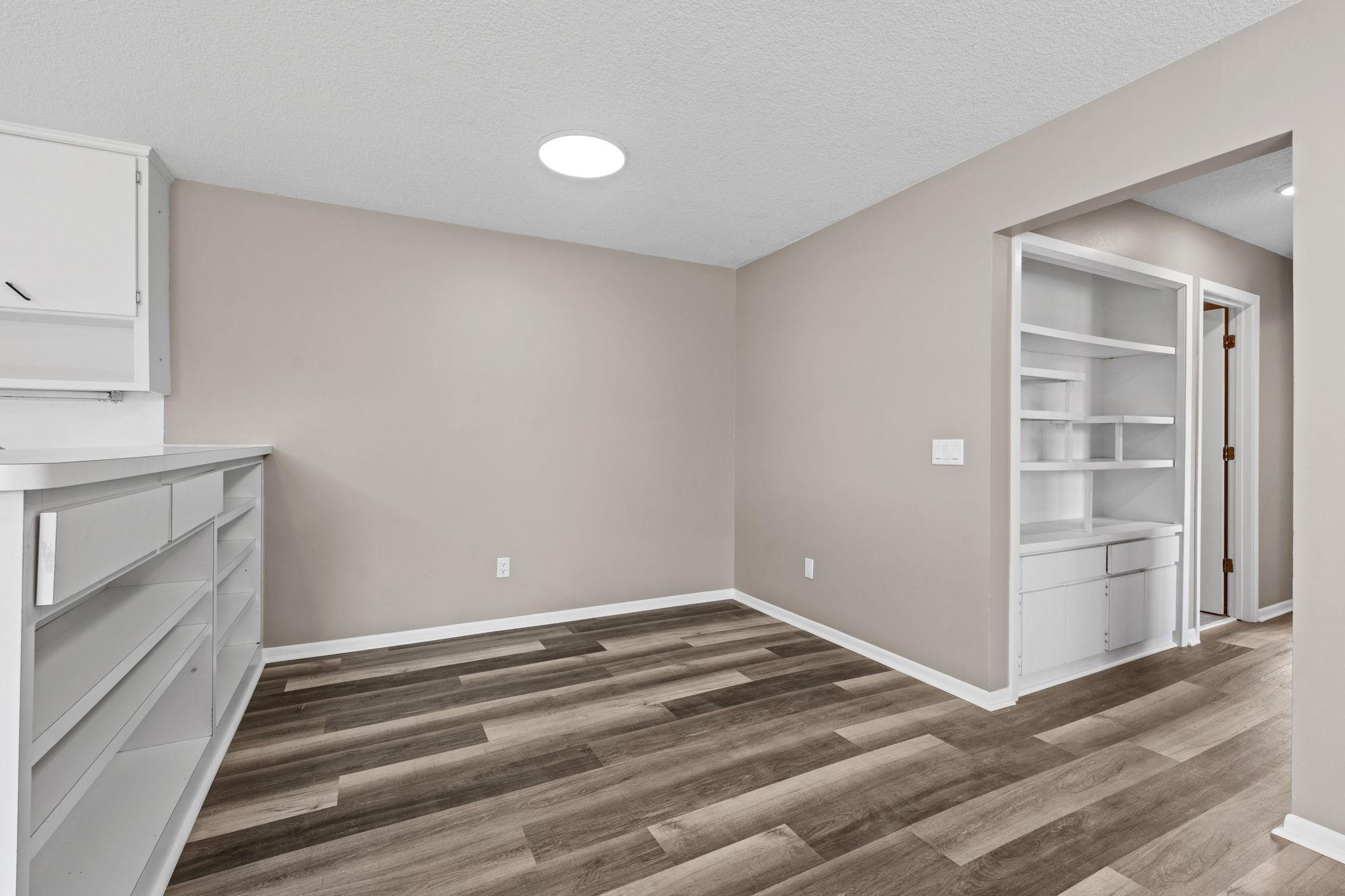 11101 Drake Street Northwest Minneapolis, MN 55433 - Photo 12 of 29