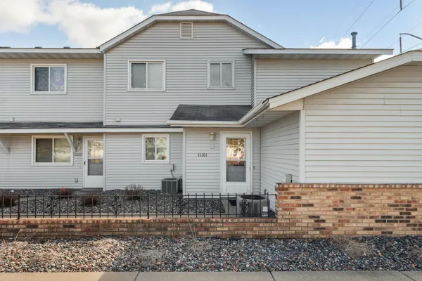 $205,000 | 11101 Drake Street Northwest, Coon Rapids, MN 55433