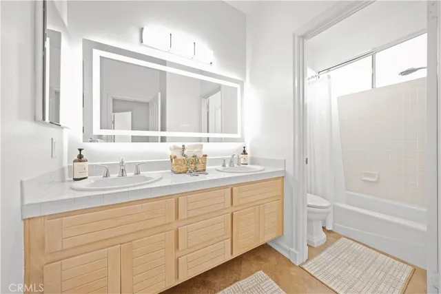 $2,225,000 | 5517 China Point, Long Beach, CA 90803