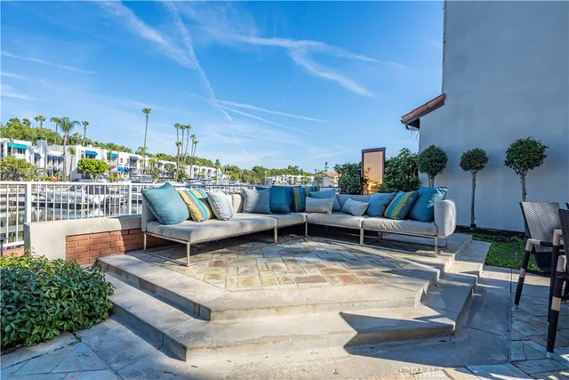 $2,120,000 | 5517 China Point, Long Beach, CA 90803