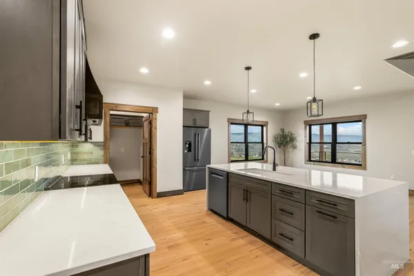 $950,000 | 2271 Chukar Lane, Clarkston, WA 99403
