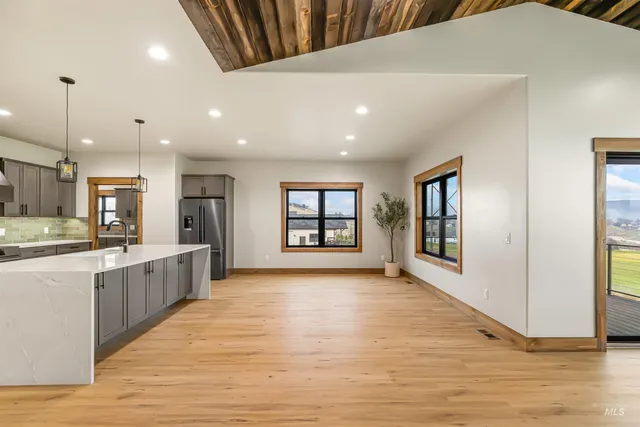 $950,000 | 2271 Chukar Lane, Clarkston, WA 99403