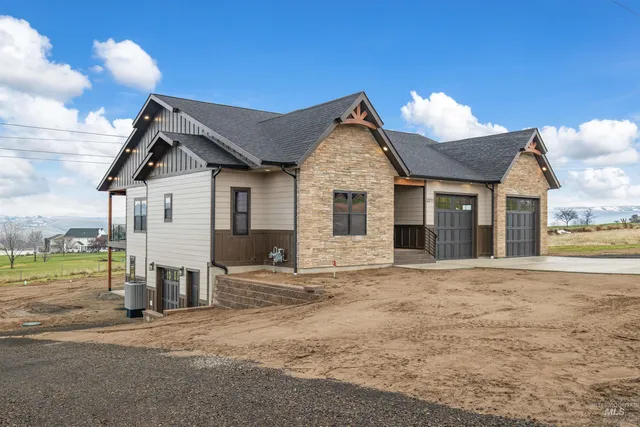 $950,000 | 2271 Chukar Lane, Clarkston, WA 99403