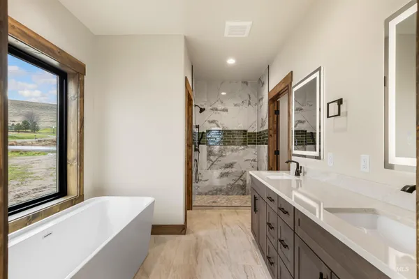 $950,000 | 2271 Chukar Lane, Clarkston, WA 99403