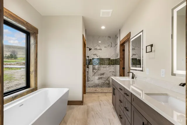 $950,000 | 2271 Chukar Lane, Clarkston, WA 99403