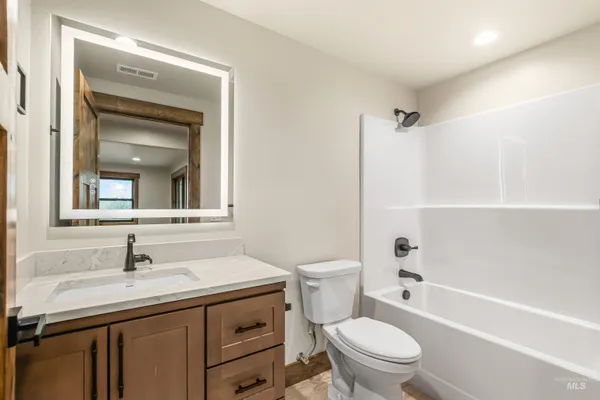 $950,000 | 2271 Chukar Lane, Clarkston, WA 99403