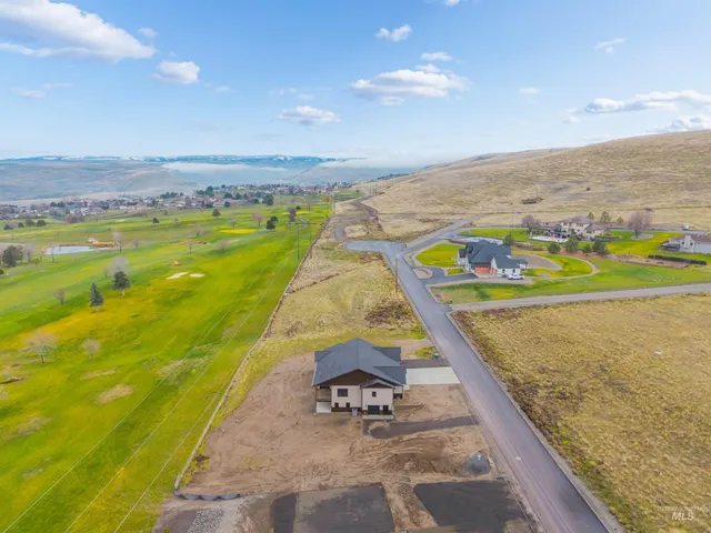 $950,000 | 2271 Chukar Lane, Clarkston, WA 99403