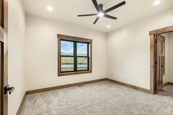 $950,000 | 2271 Chukar Lane, Clarkston, WA 99403