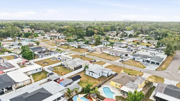 $2,300 | 2521 West Minnehaha Street, Tampa, FL 33614