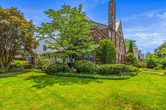 $1,199,000 | 201-20 28th Avenue | Auburndale