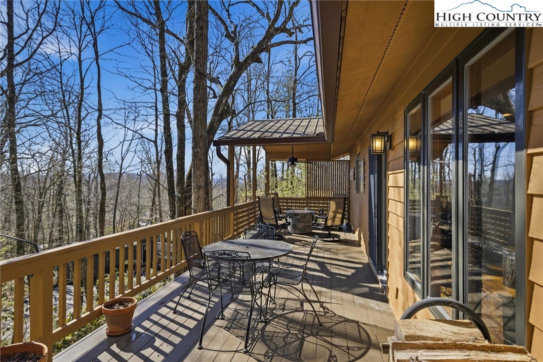 25 Poke Road Newland, NC 28657 - Photo 13 of 33 a view of a building with sitting area