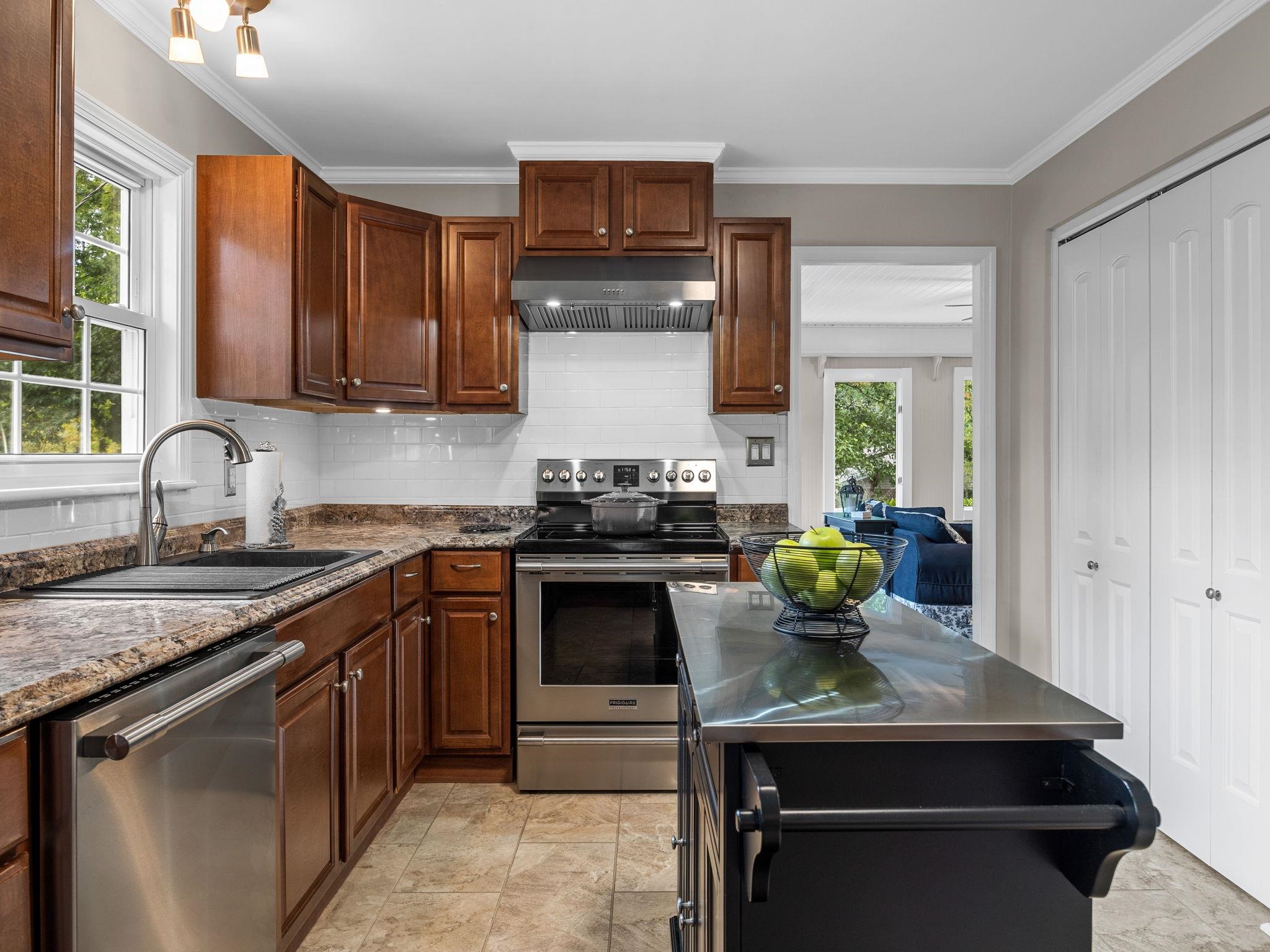 233 West Durham Street Landrum, SC 29356 - Photo 14 of 44