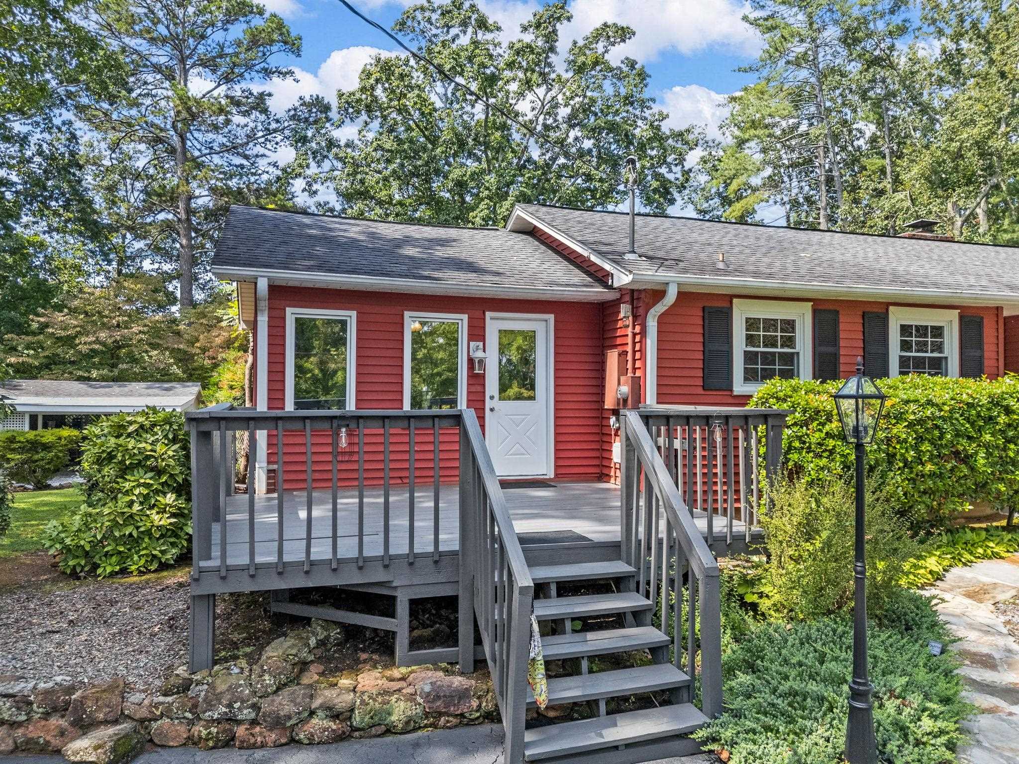 233 West Durham Street Landrum, SC 29356 - Photo 3 of 44