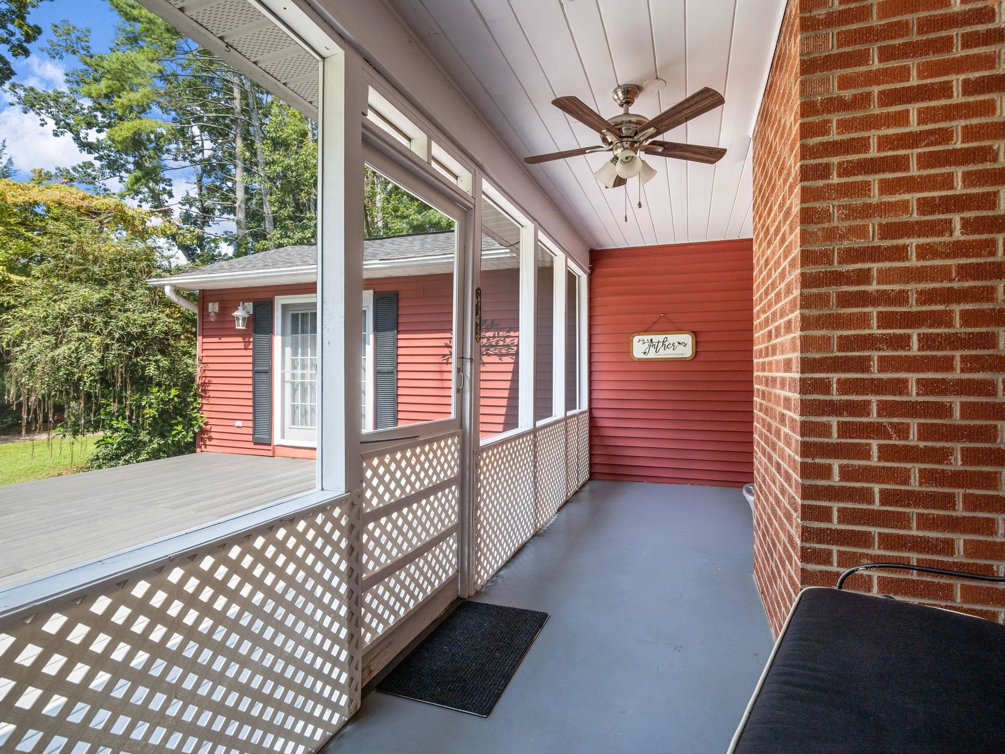 233 West Durham Street Landrum, SC 29356 - Photo 31 of 44