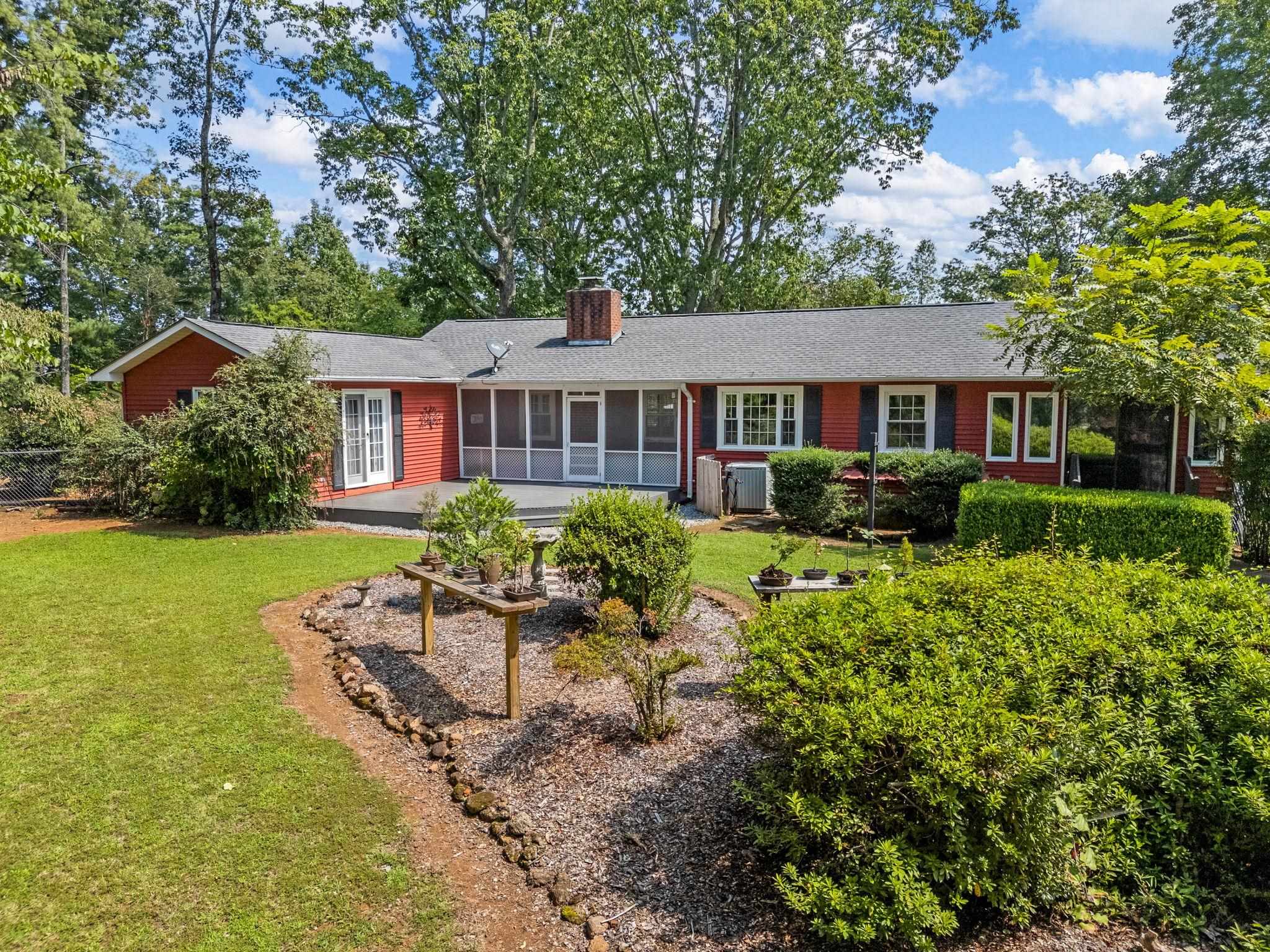 233 West Durham Street Landrum, SC 29356 - Photo 32 of 44