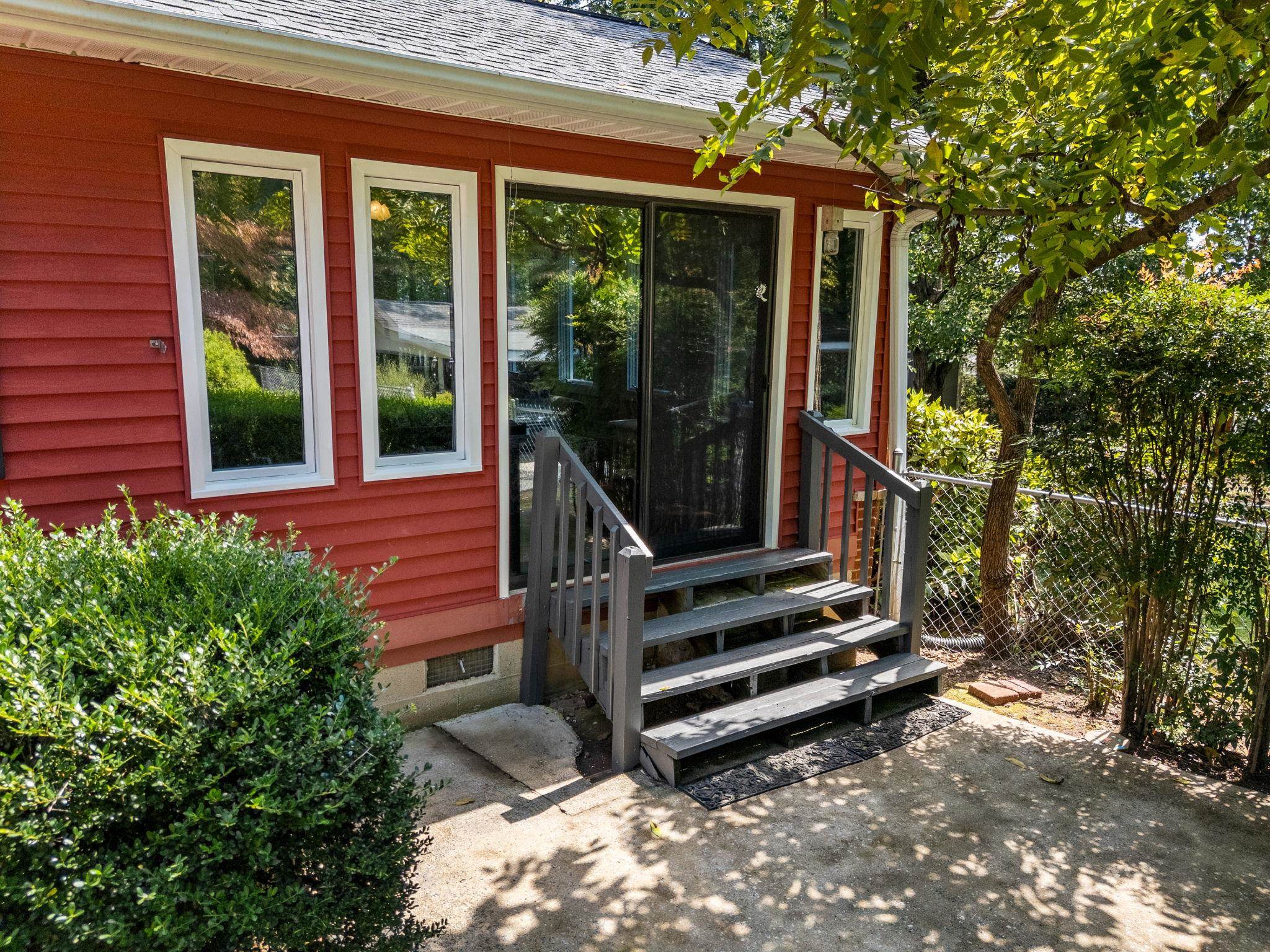 233 West Durham Street Landrum, SC 29356 - Photo 35 of 44