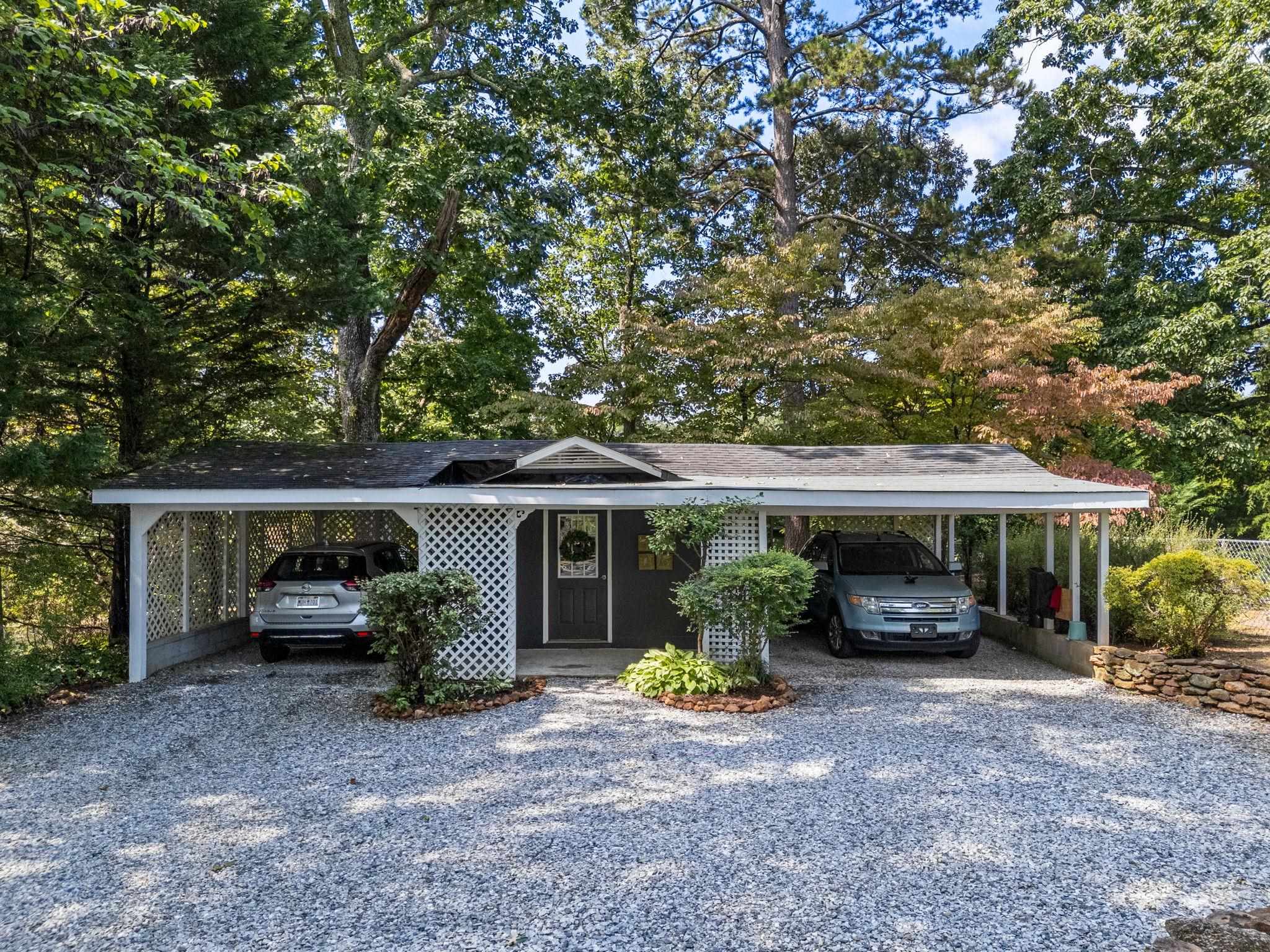 233 West Durham Street Landrum, SC 29356 - Photo 39 of 44