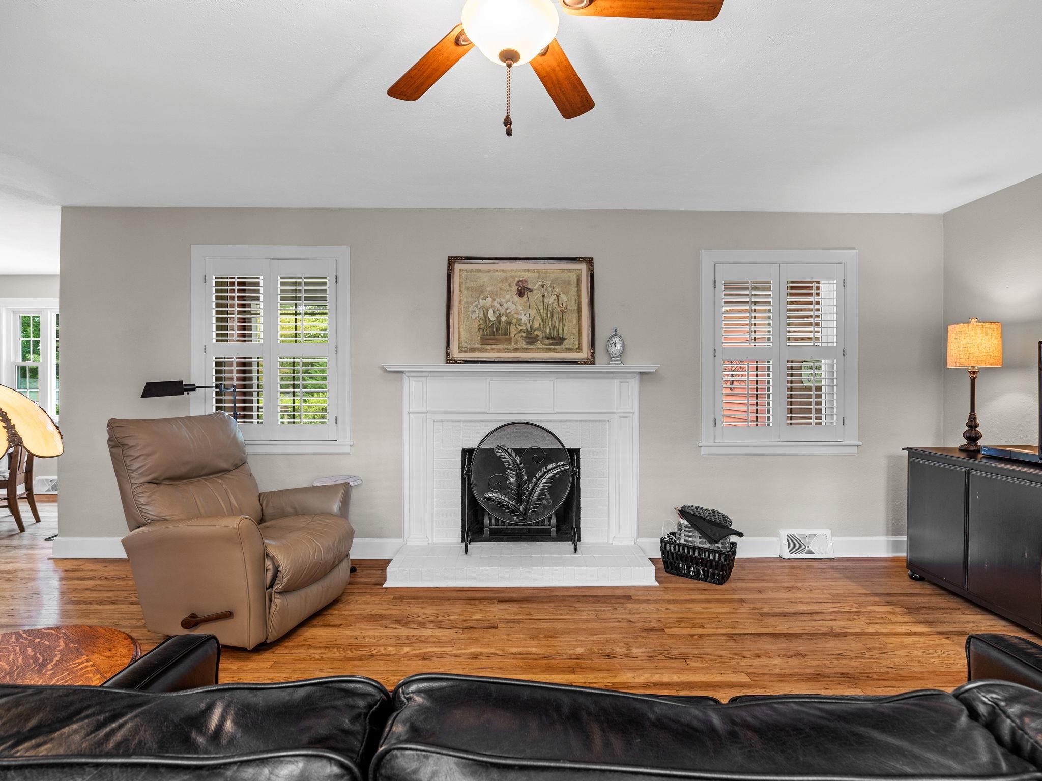 233 West Durham Street Landrum, SC 29356 - Photo 6 of 44